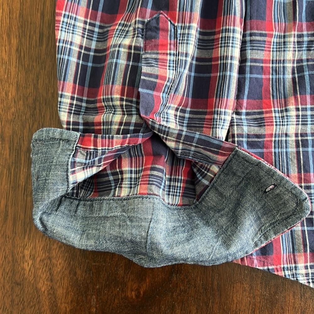 Banana Republic Men’s Shirt - Picture 4 of 5